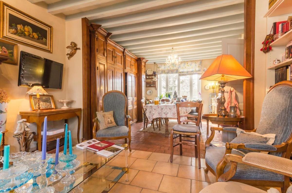 La Maison Bleue Arquian Экстерьер фото